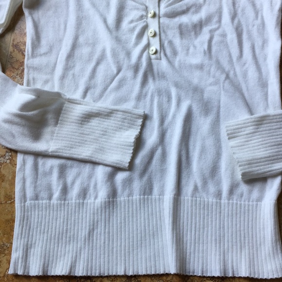 Old Navy 100%cotton VNeck thin ribbed trim sweater - Picture 4 of 8